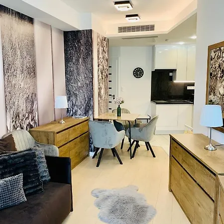 Carbona Kakadu 203 B *